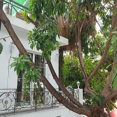 Hotel Magllara Sarande Exterior photo